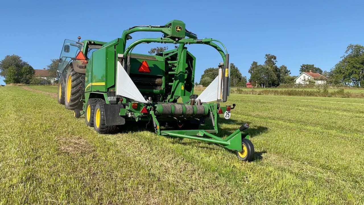 Köp Kombipress John Deere C440R på Klaravik