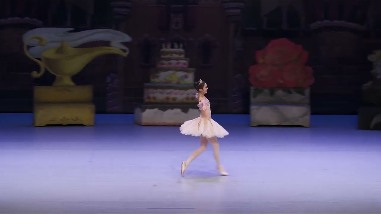 Sugar Plum Fairy from The Nutcracker Dayeon Yeom (15years old )