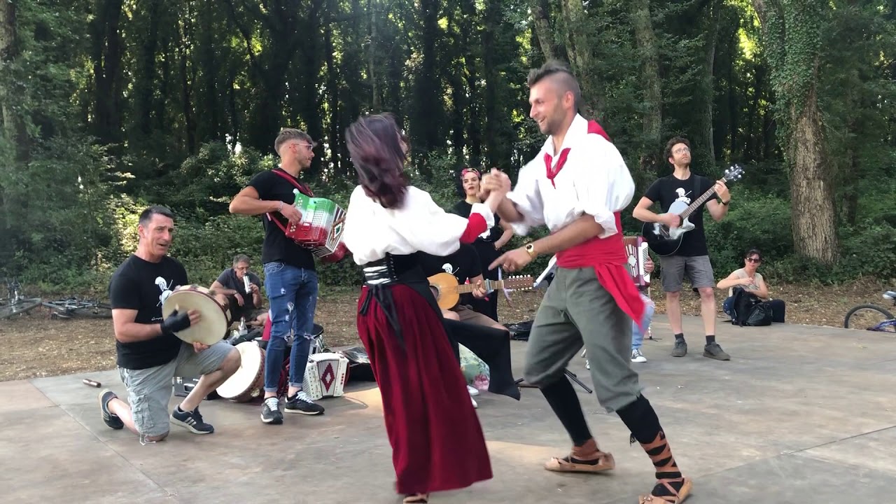 Ciociaria: le danze e la musica popolari secondo HerniCantus, l'associazione Cotula e i Saltallara