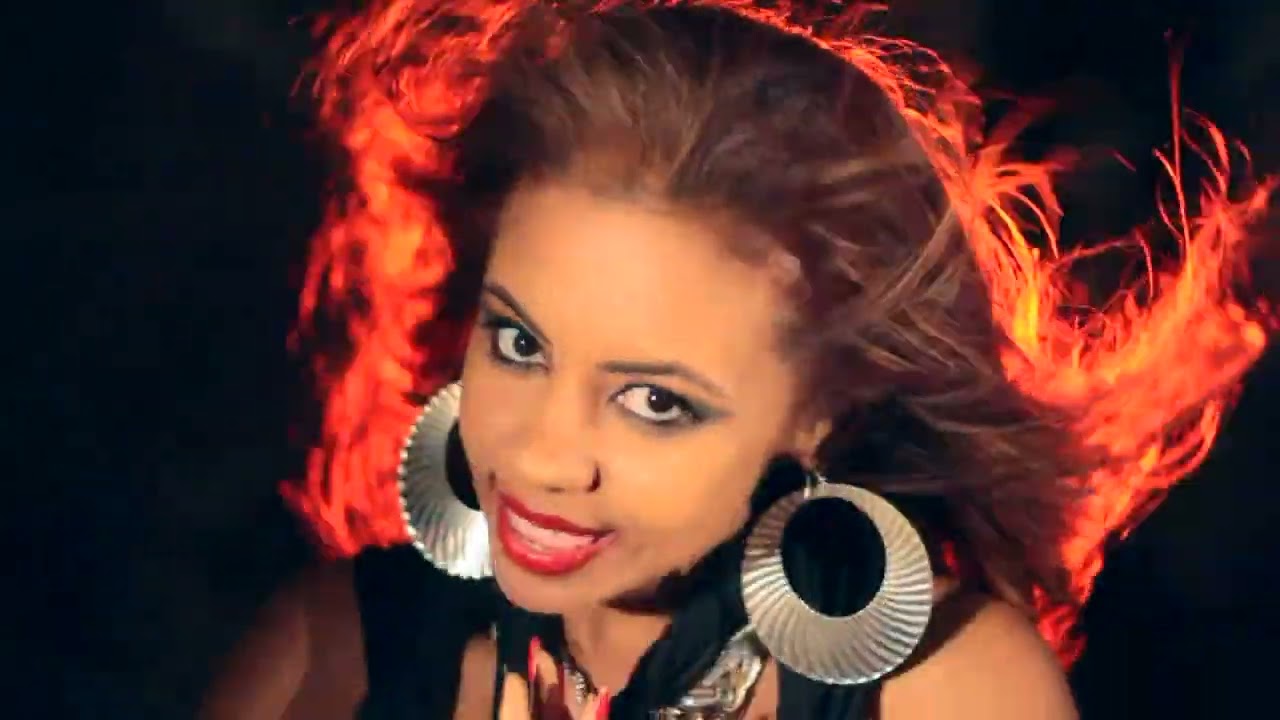 Onja - Fitia tsy mizarazara (Official Video)