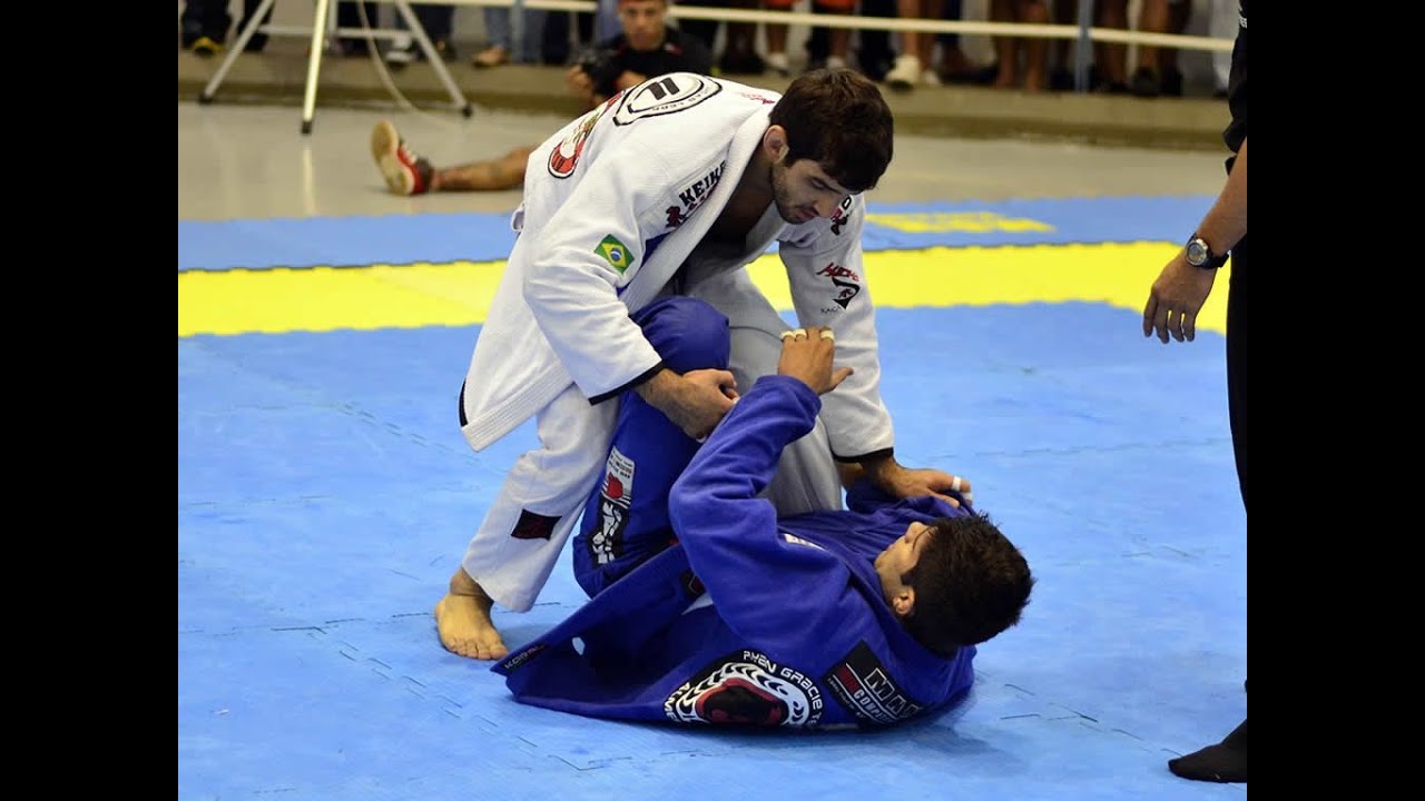Lucas Alves Lepri x Caio Almeida - Campeonato Brasileiro de Jiu-Jitsu 2014 CBJJ