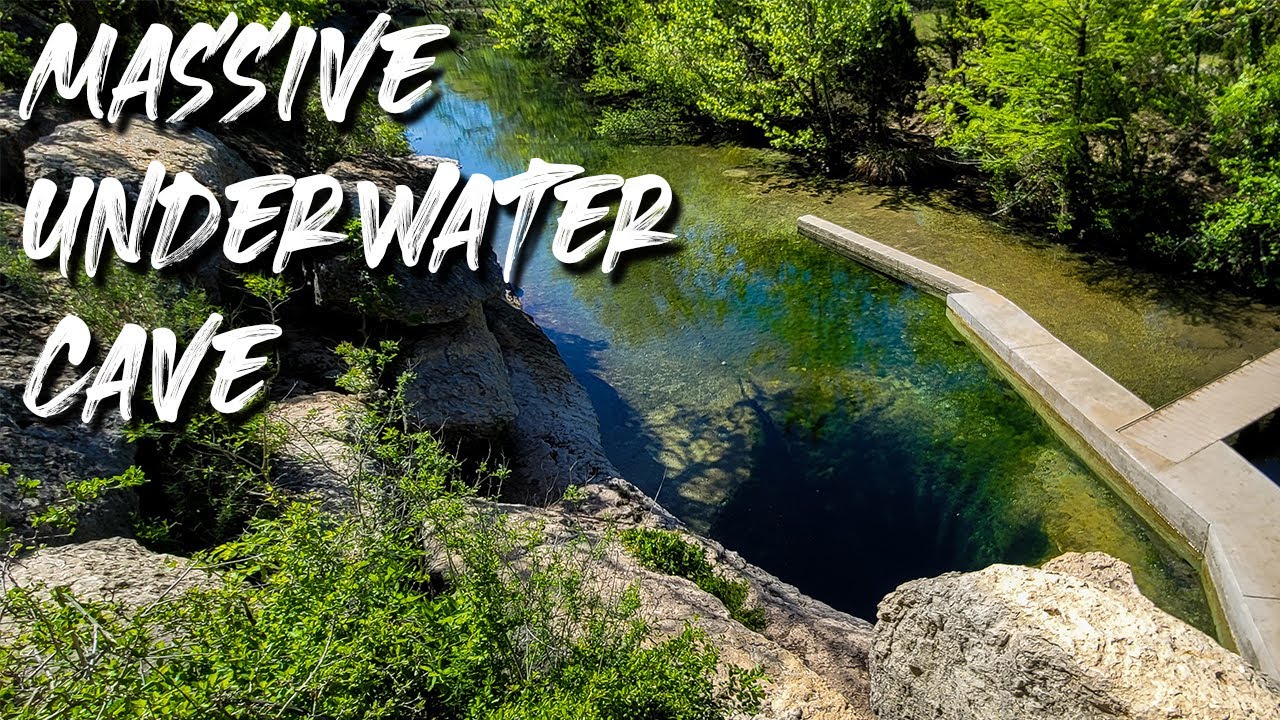 Hiking to Jacob's Well, Texas | Massive Underwater Cave System