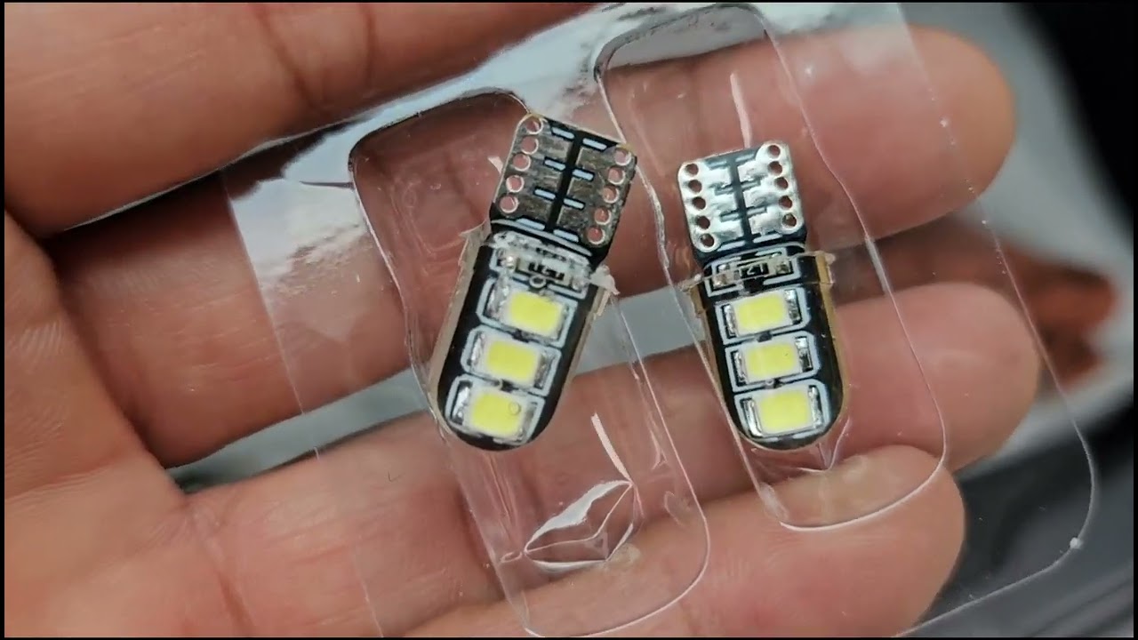 Toyota Veloz Plate Light Replacement