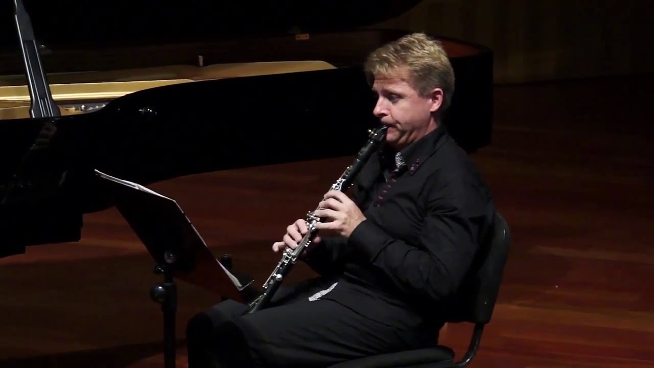 DARIUS MILHAUD : TRIO, RADOVAN CAVALLIN clarinet, MIHAIL VOSTOKOV violin, SERGIO ALONSO piano