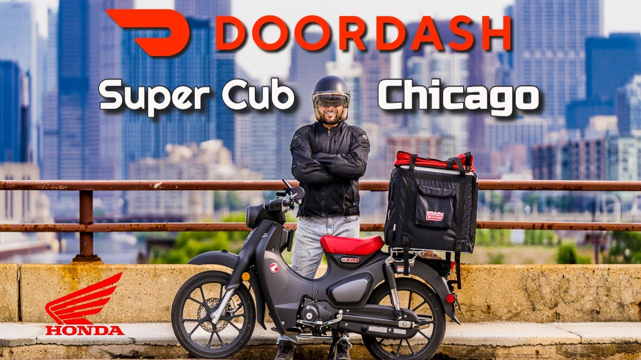 Building Skills: Navigating Chicago on the Honda Super Cub | DoorDash Delivery Adventure.