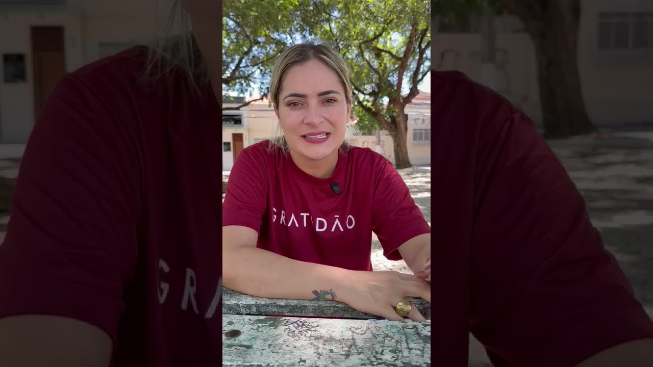Você não sai da boca de duas mulheres,