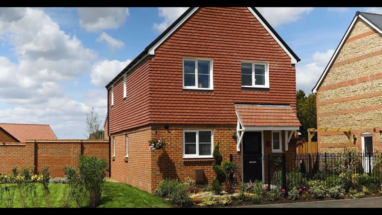 Discover The Elmslie Showhome | Linden Homes