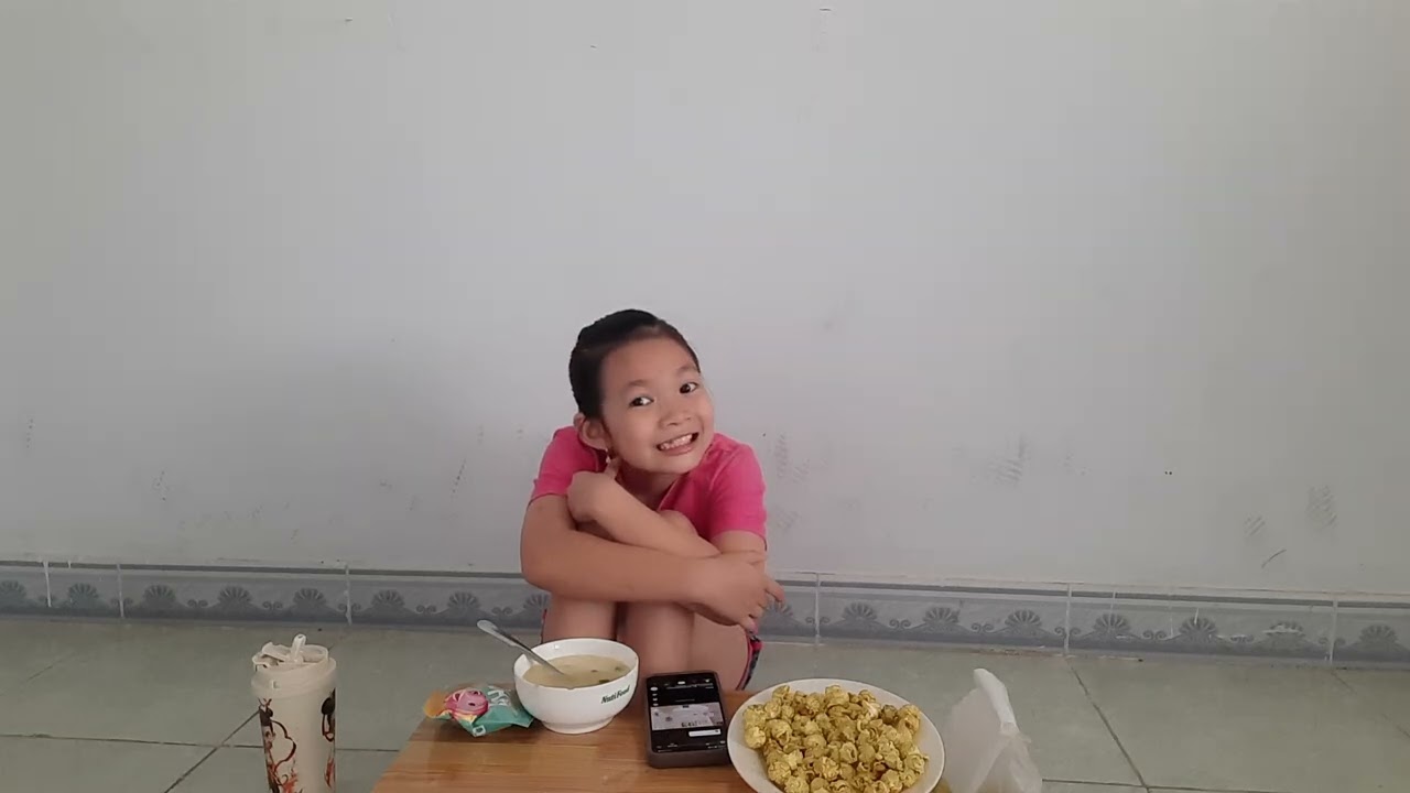 Tường vy, ăn bắp rang bơ