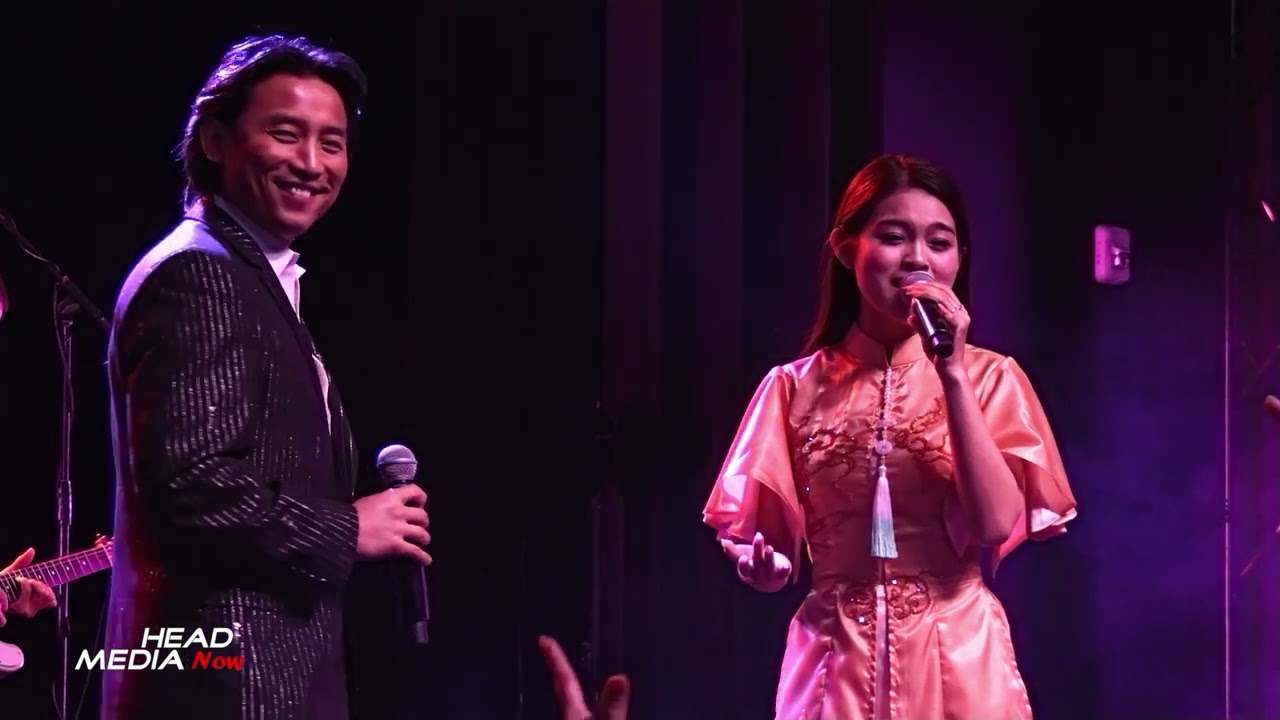 Phạm Tuyết Nhung and Đan Nguyên recently performed together at Muckleshoot Casino Resort in Seattle