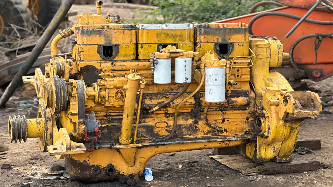 How Rebuild Caterpillar Dozer Diesel Engine | Repairing CAT Dozer Engine in Pakistani Local Workshop