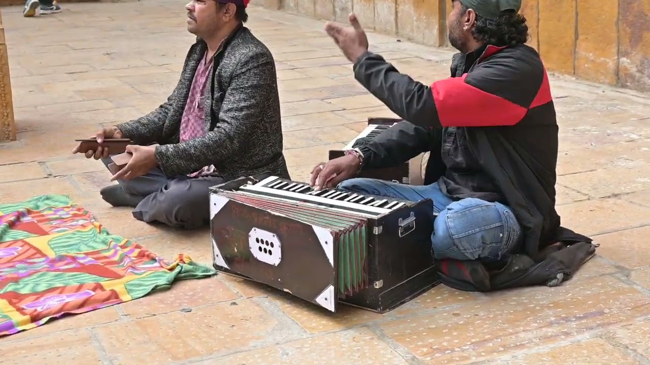 Rajasthani Folk song by local artists in Jaisalmer Pataon ki Haveli #folksong #rajasthanifolk