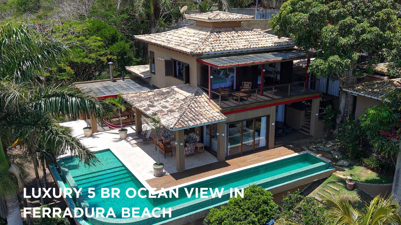 5 BR Luxury Ocean View House for Sale in Ferradura Beach