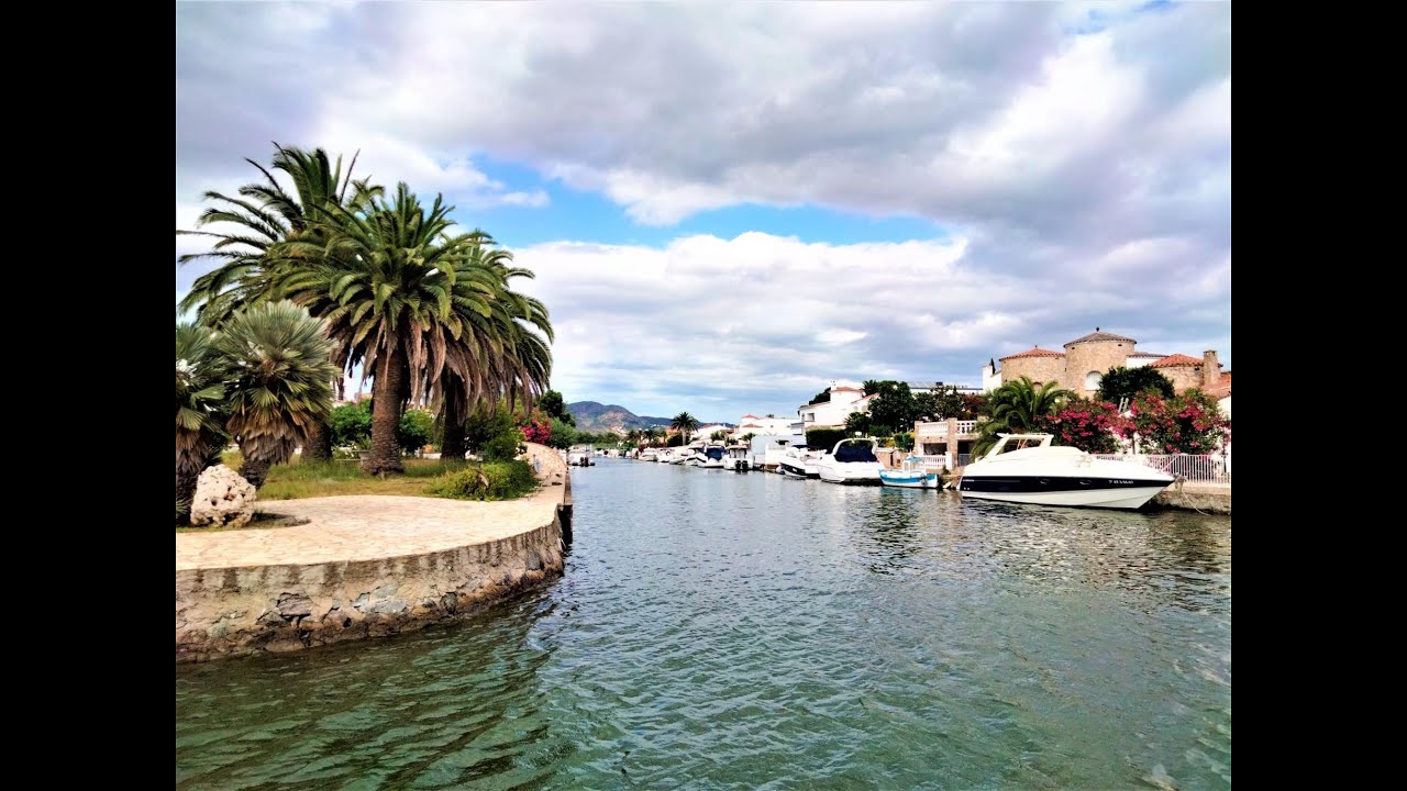 EMPURIABRAVA CANALES