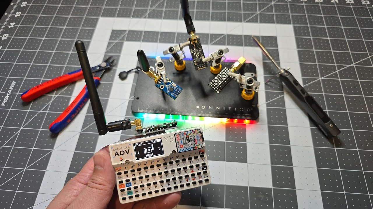 Пошаговое руководство своими руками: добавление CC1101 и NRF24 в M5Stack Cardputer ADV (полное ру...