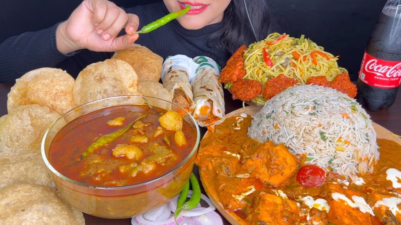 ASMR EATING PURI ALOO SABZI,VEG FRIEDRICE, PANEER BUTTER MASALA,PANEER ROLL,CHOWMEIN,VEG MANCHURIAN