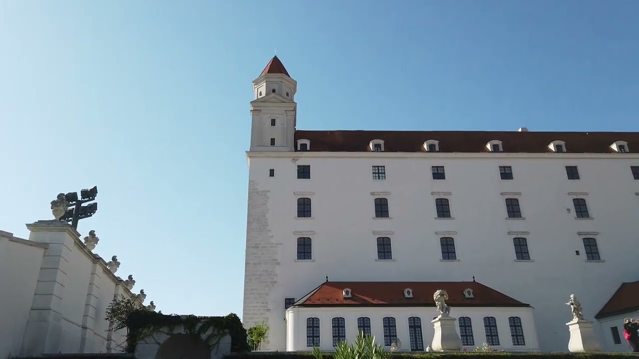 Bratislava Castle Gardens Walking Tour 2024