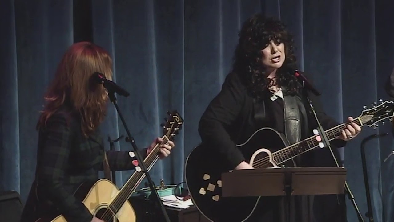 Ann and Nancy Wilson of Heart - 