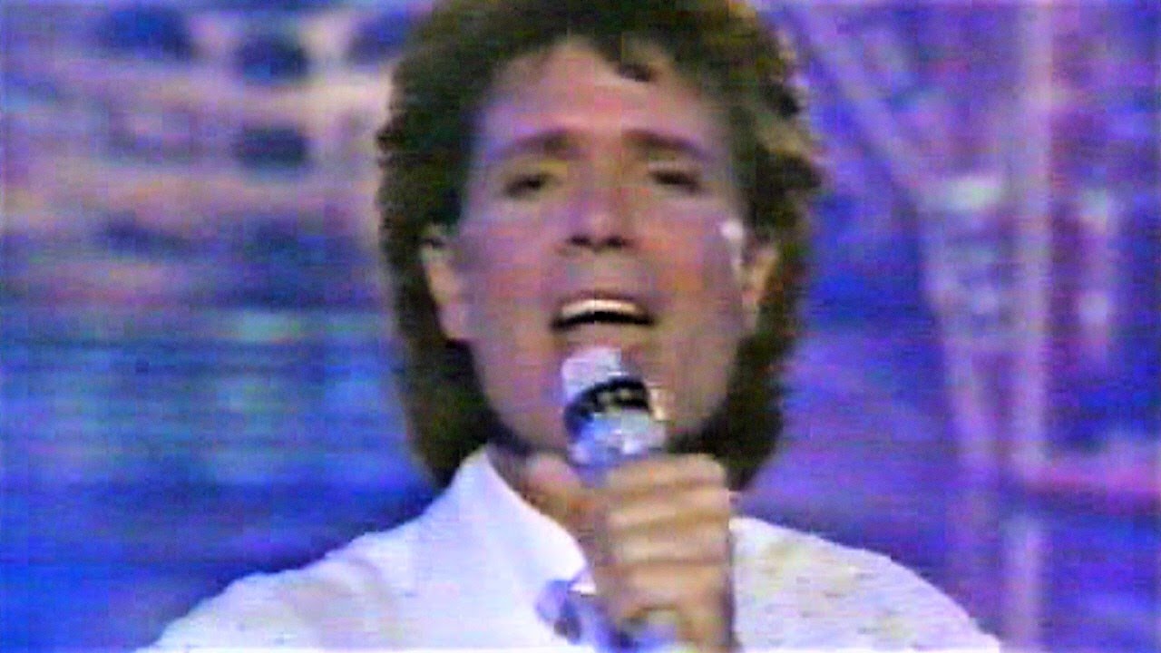Miss You Nights ♪ Cliff Richard & Coro Croz Corona • 