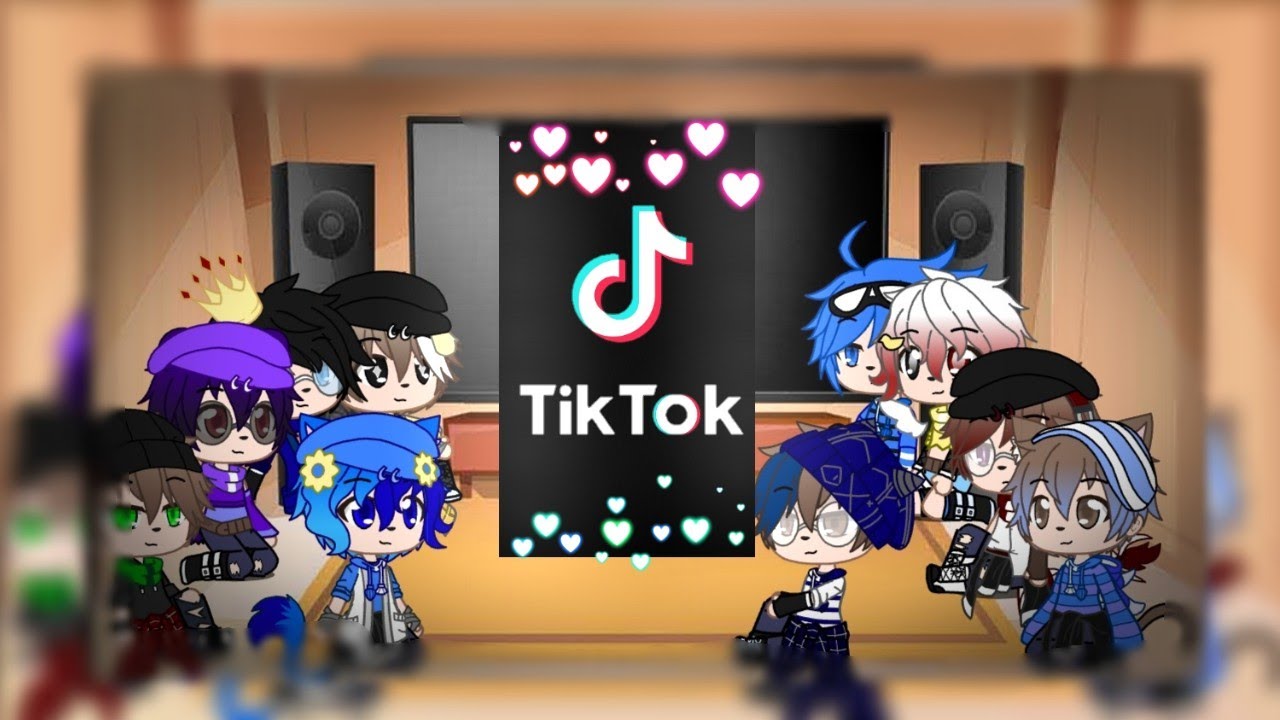 Los compás reaccionando a sus tiktoks