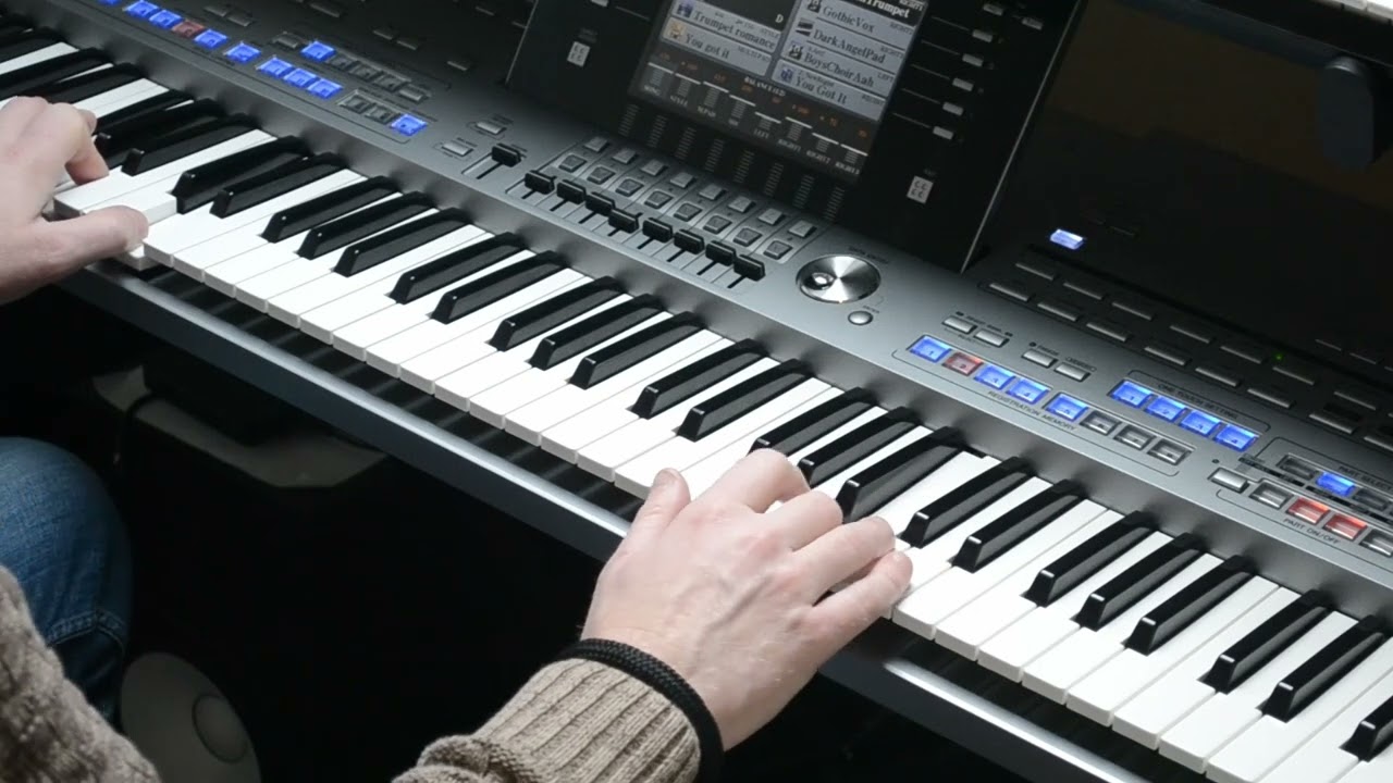 Roy Orbison - You Got It COVER on Yamaha Tyros 5