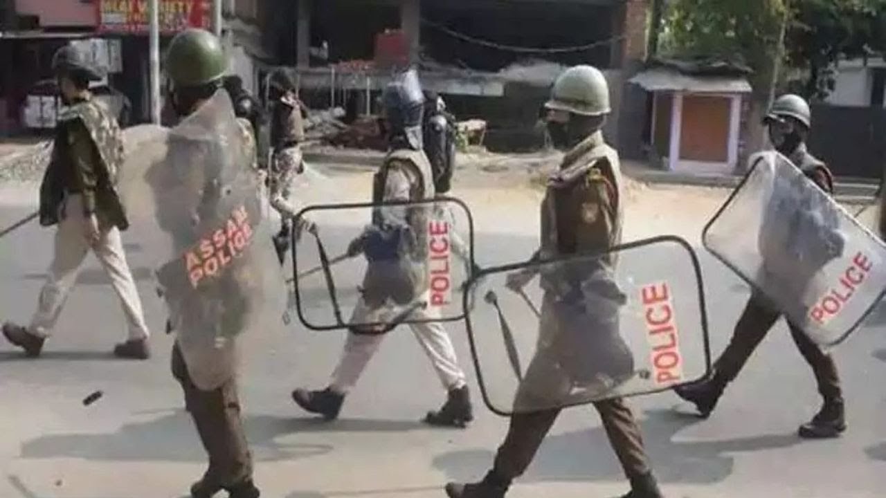 Bhainsa Riots 8th Day: Minister visits violence hit Bhainsa, assures help to victims | IND TODAY