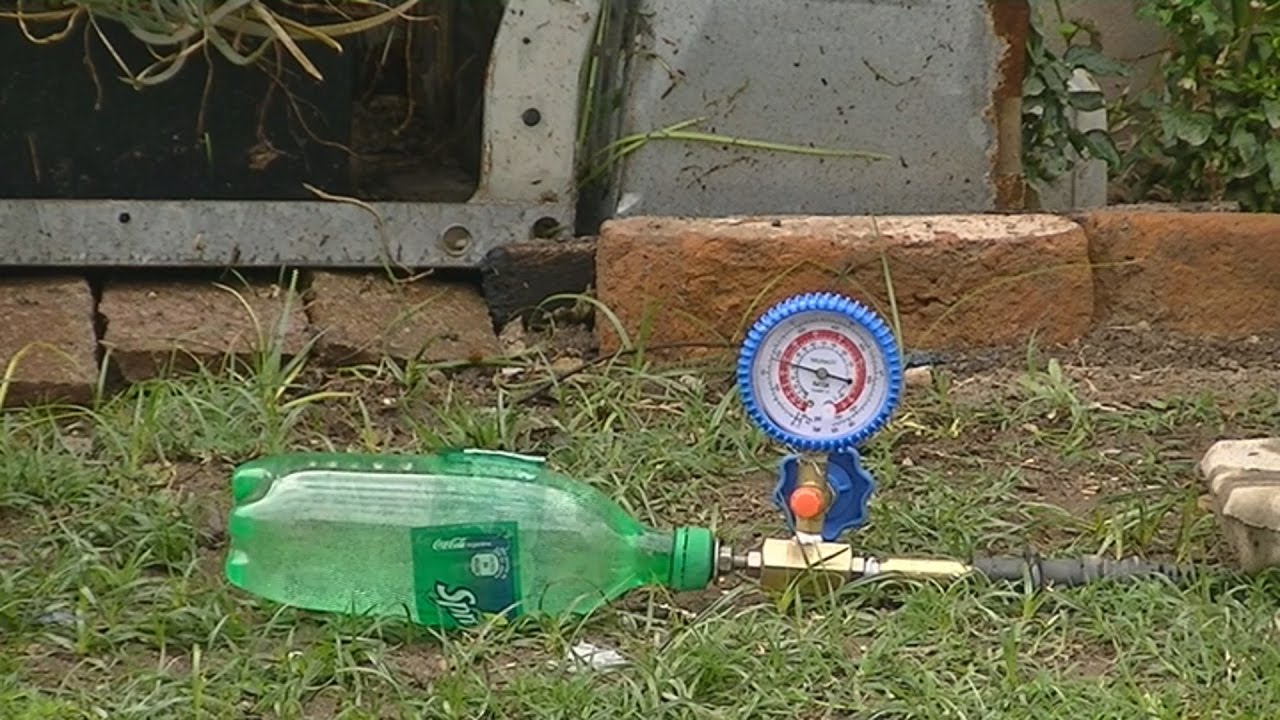 A que Presion Estalla? Ensayo destructivo de Envases /  Destructive Testing of Plastic Bottles