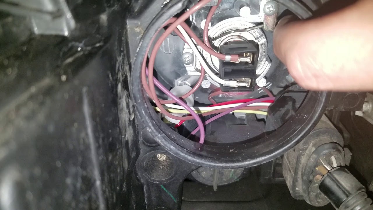 how to change the high beam bulb in a 2006 vw jetta 2.5l value edition