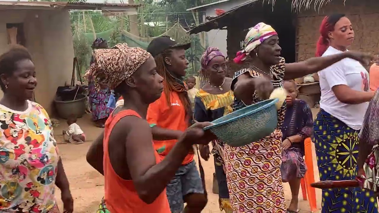 La fête des femmes de GROGOUYA : les préparatifs 