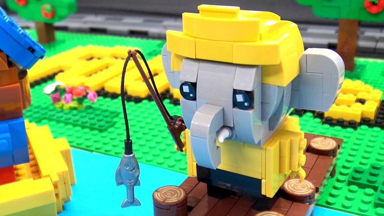 Custom LEGO Fabuland Brickheadz Village | Brickvention 2019