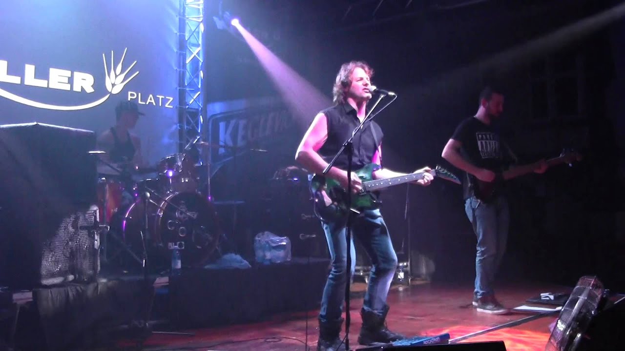 Michael Mellner Fire your Guns at Keller Platz