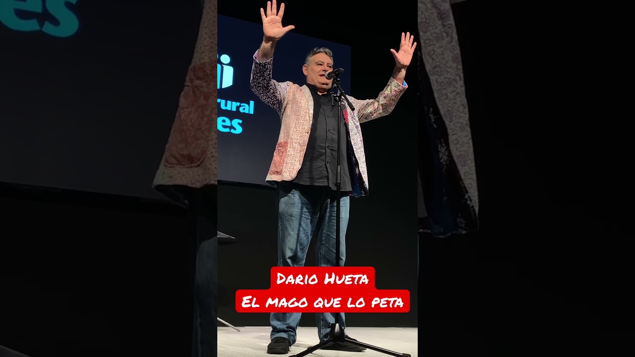 Empezando el show de magia y humor
