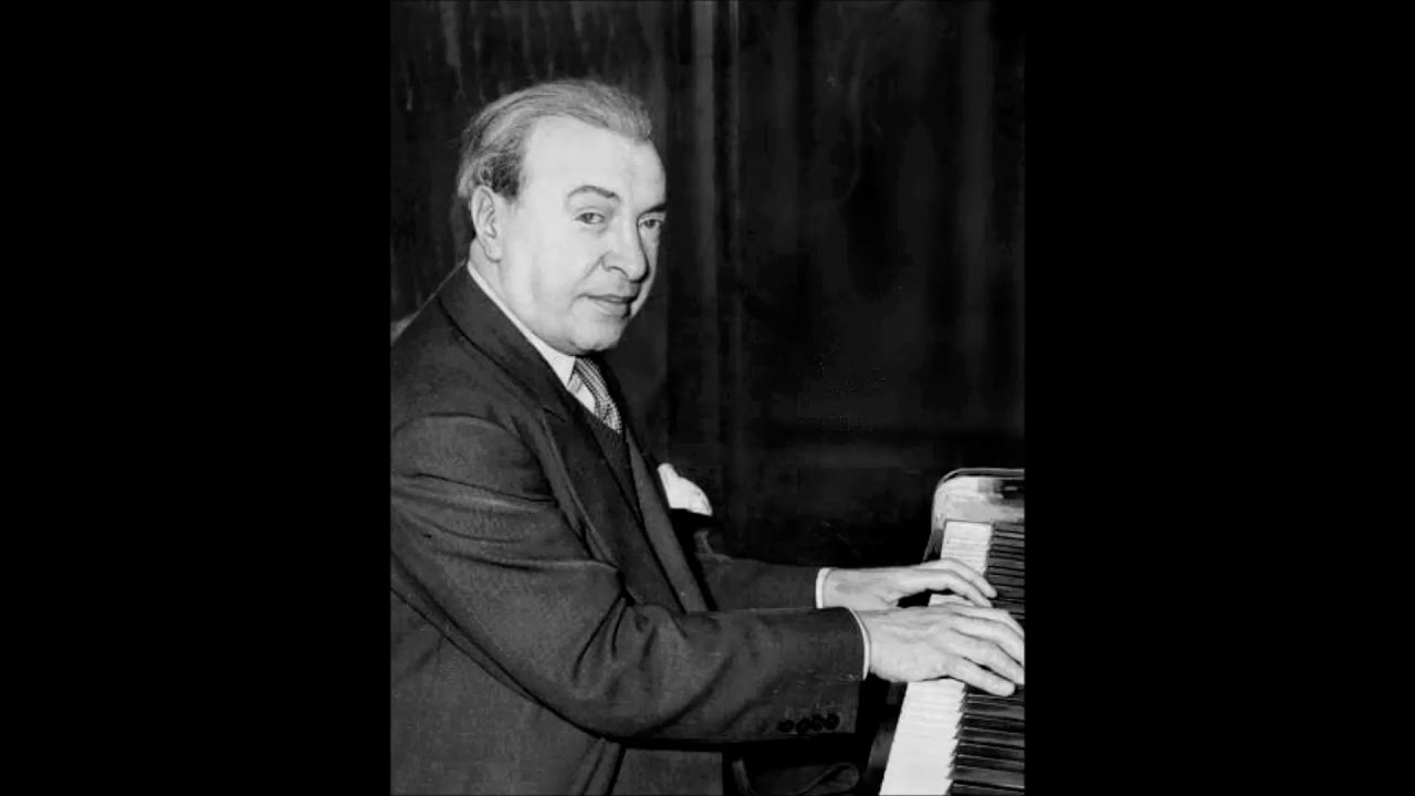 Benno Moiseiwitsch plays Schumann Symphonic Etudes Op.13 (live 1961)