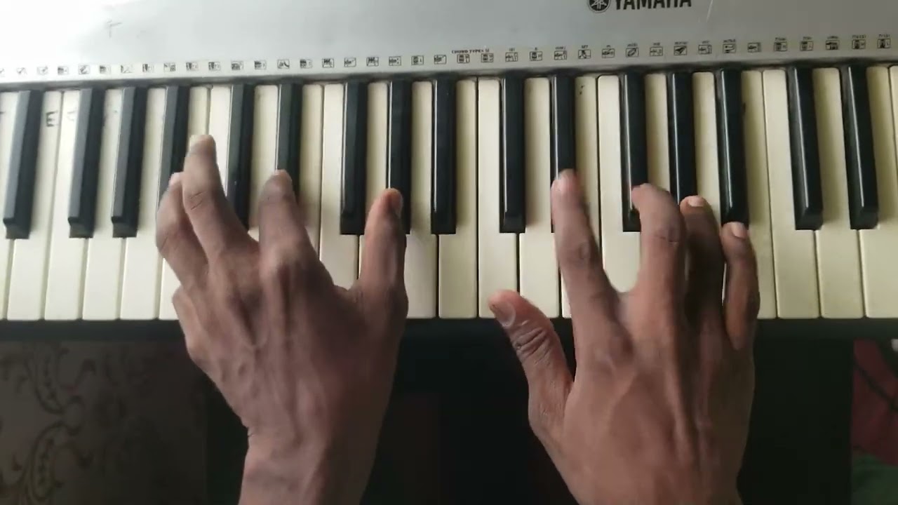 Bebre na waye ama me afe yi mu piano tutorials | G# and F