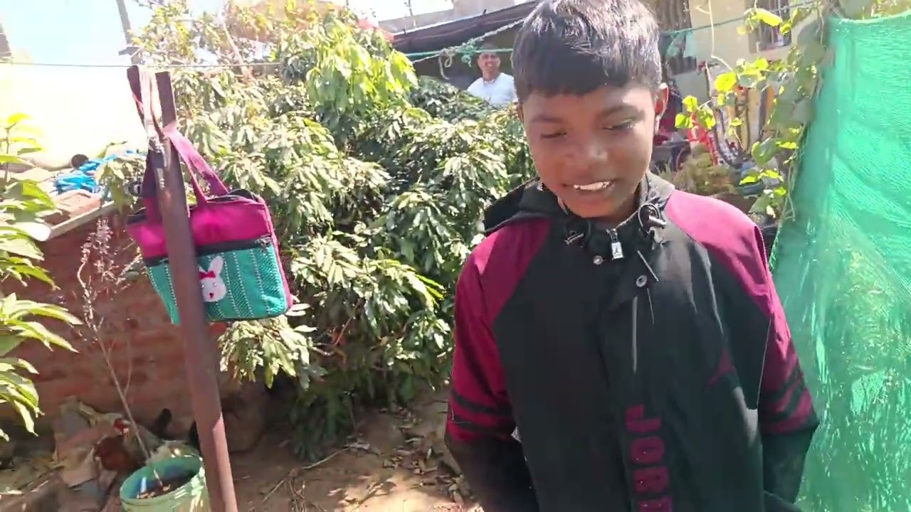 नहा रहा है मेरा बेटा लो गुड मॉर्निंग सवेरे का