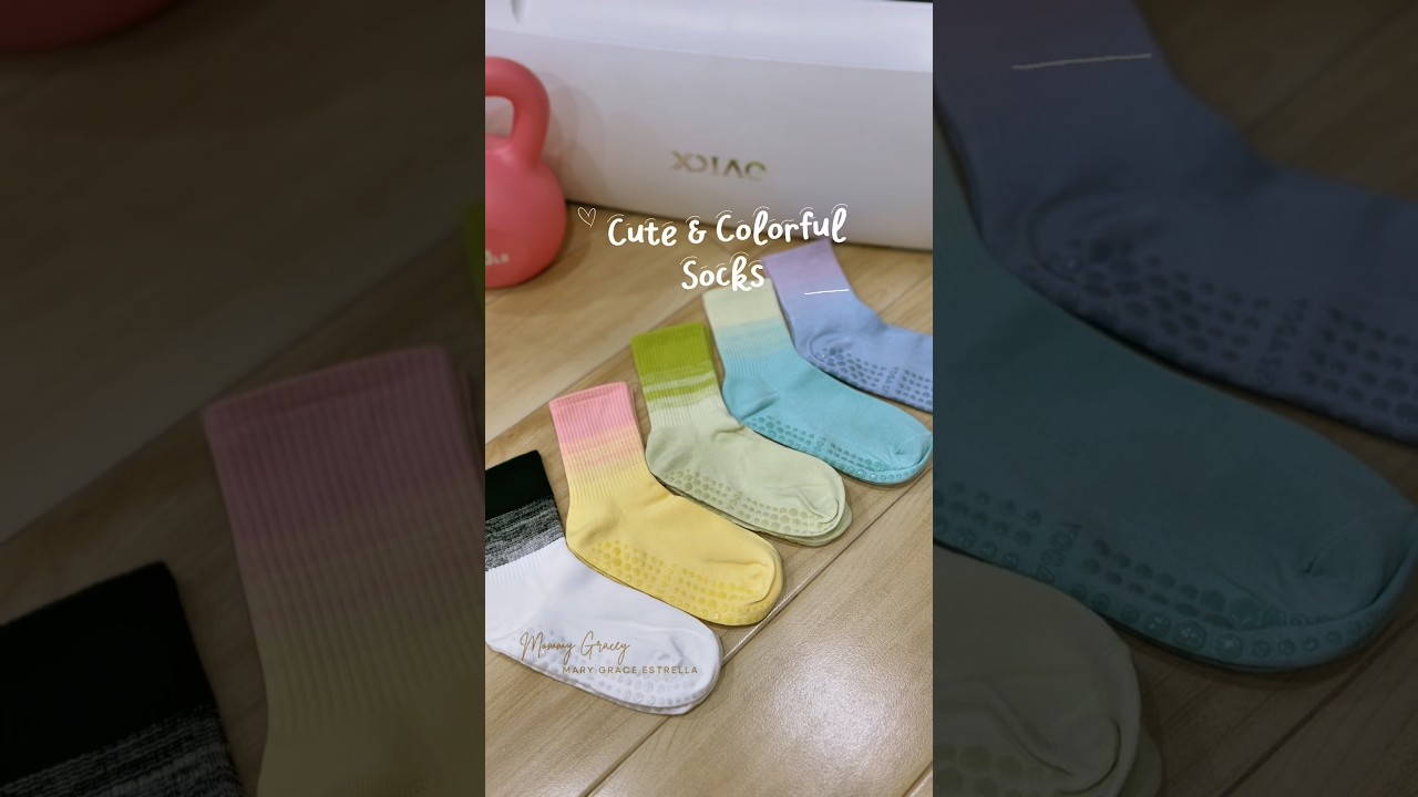 These anti slip socks are perfect also for yoga,running and indoor fitness.  #socks #sportsocks