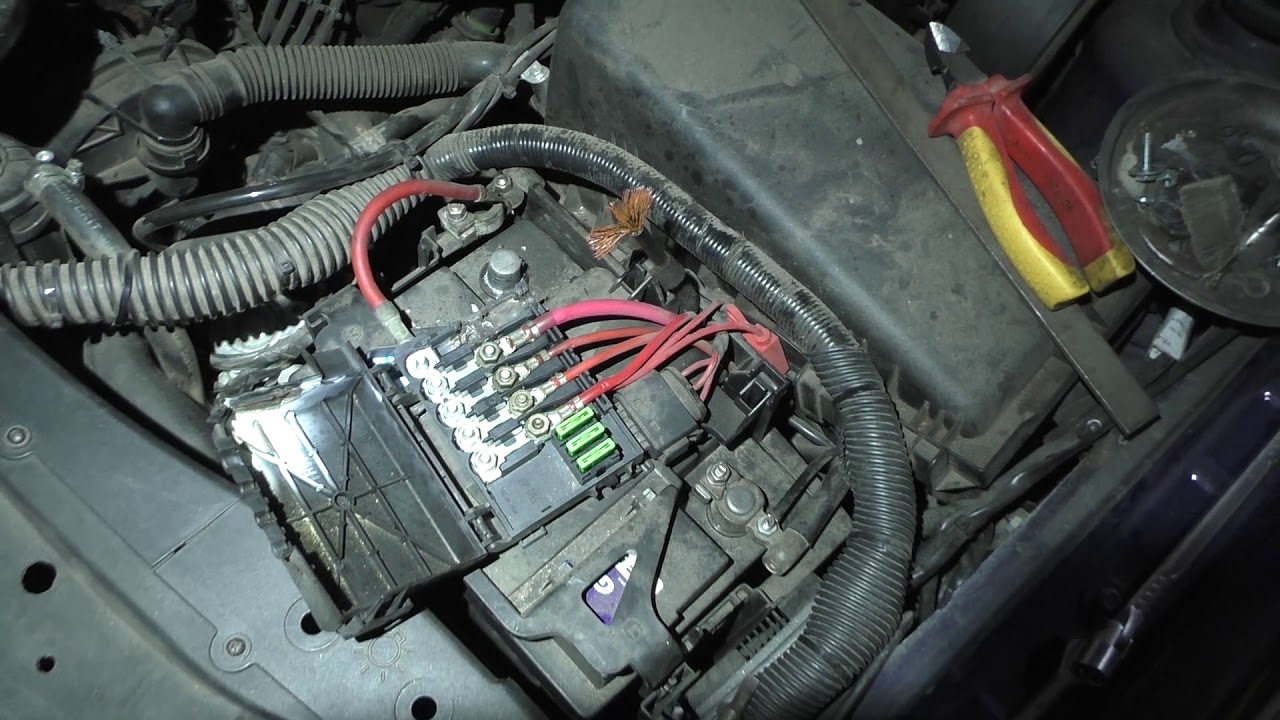 Загорелся EPC и ошибка p2138 VW Golf 4 / Проблема с проводом генератора!