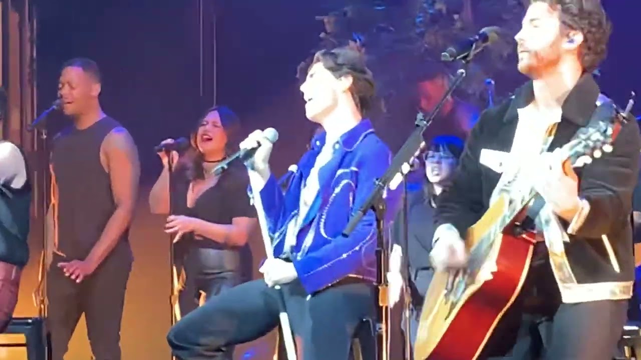 Sail Away (Live) - Jonas Brothers