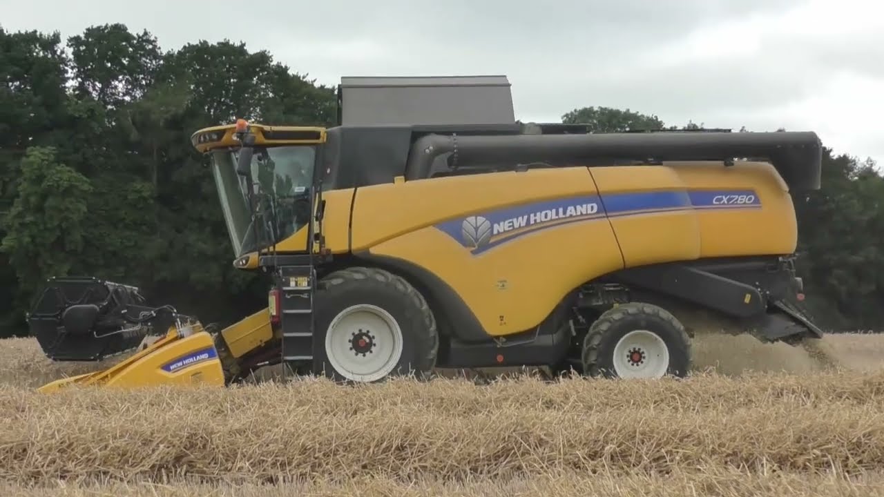 Harvest 2025 New Holland CX7 80