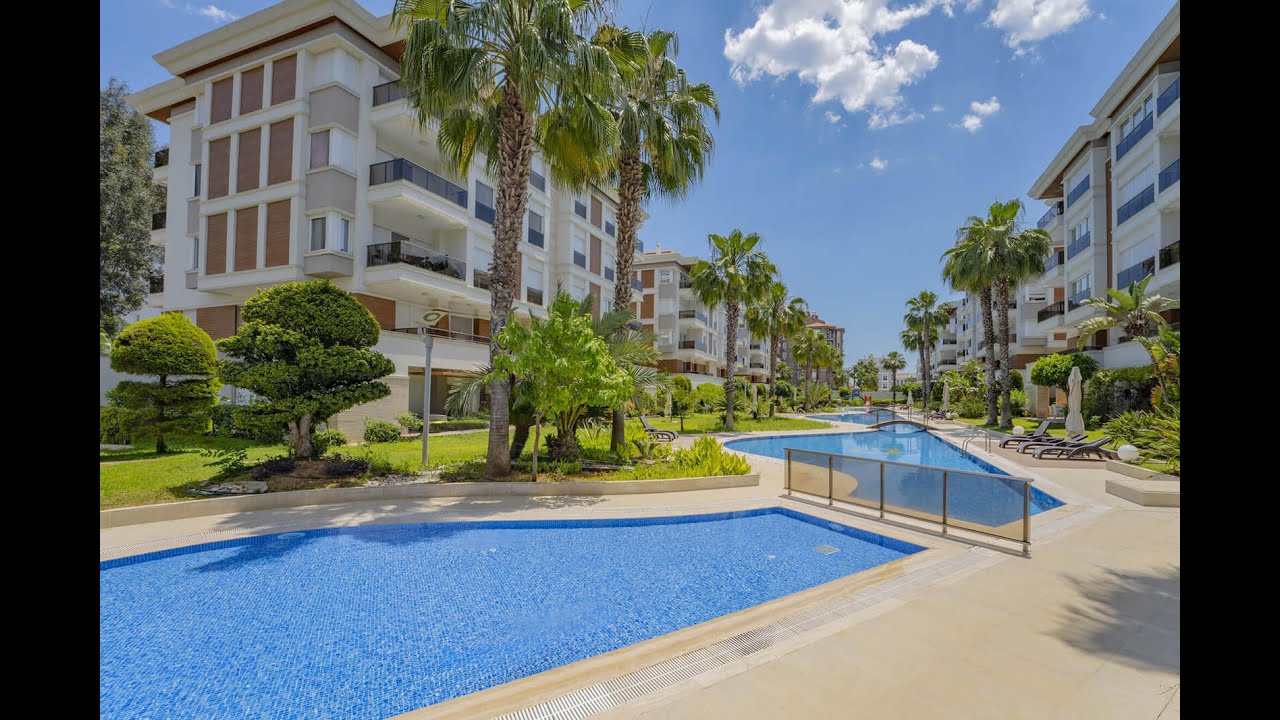 Antalya Konyaaltı Uluç Casa Viva'da Satılık Havuzlu 3+1 Arakat Daire