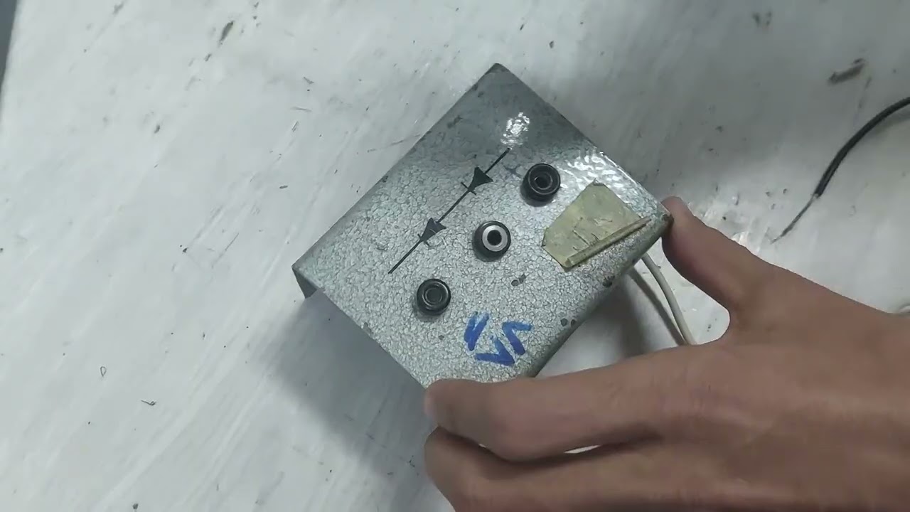 المقوم المعدنى