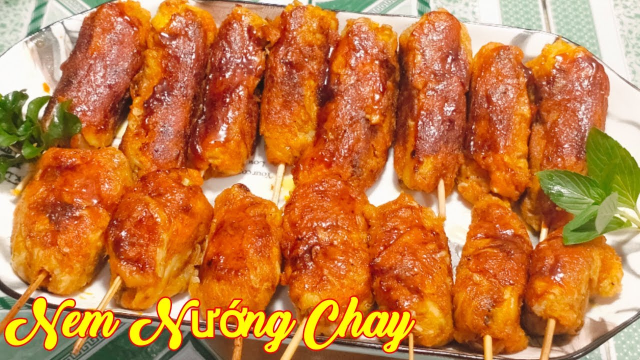 2 Cách Làm NEM NƯỚNG CHAY Kiểu Mới,Không Cần Sử Dụng Bột,Ngon Xuất Sắc,Chay Huệ Hoàng VLog