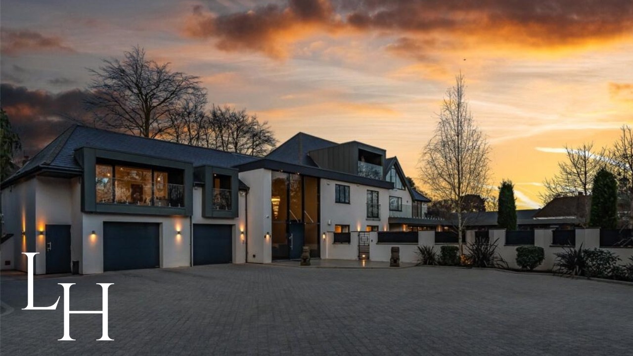 Inside a &pound;7,950,000 Modern Home Just Outside Of London