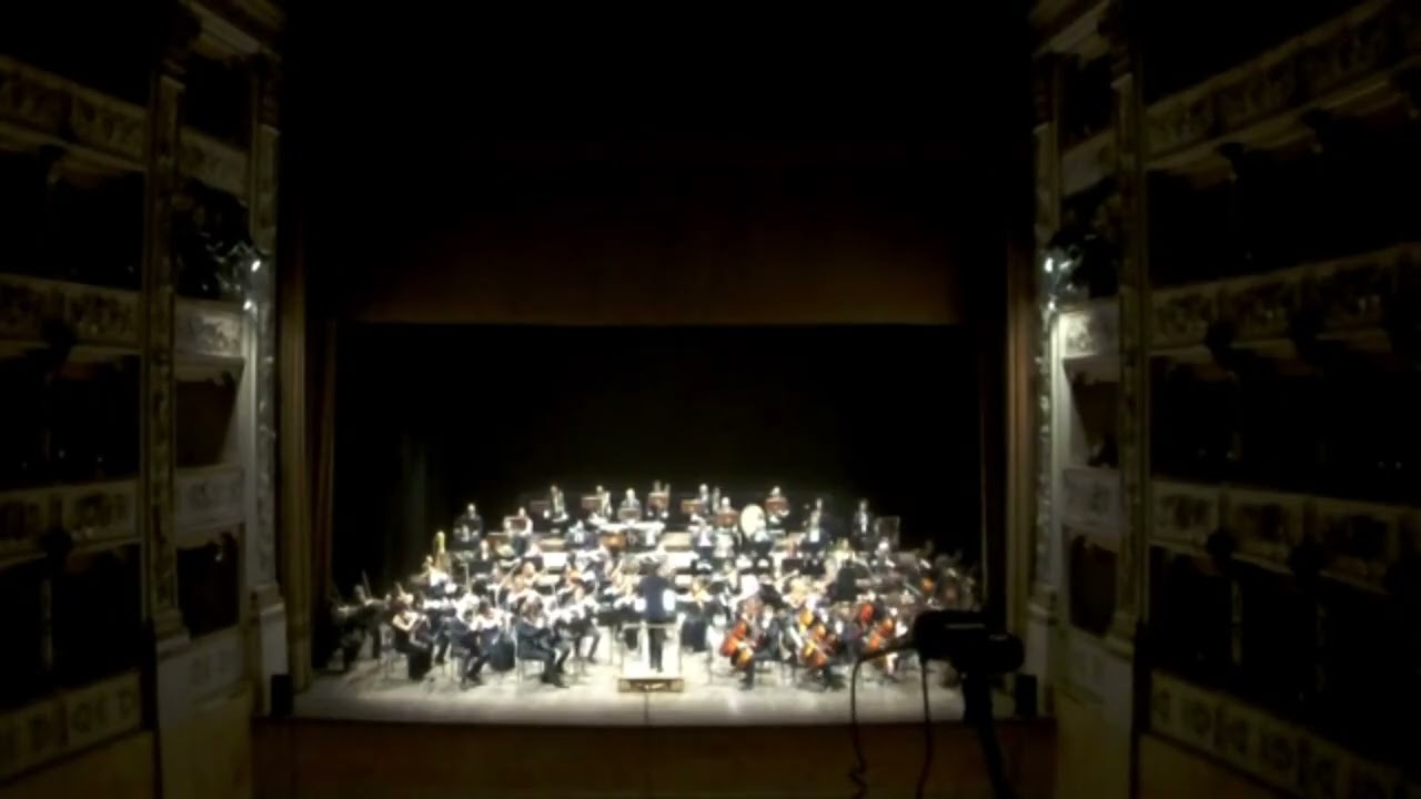 Guerra/Pace (original symphonic composition by Manfred Giampietro)