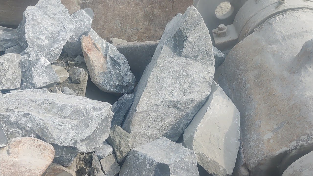 When a Giant Rock Stops the Crusher Machine #stonecrusher 