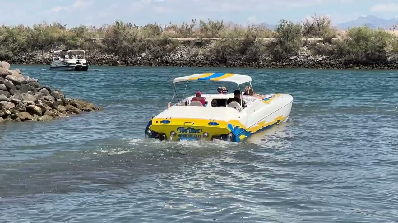 Power boats launch, Needles, California (Arizona)