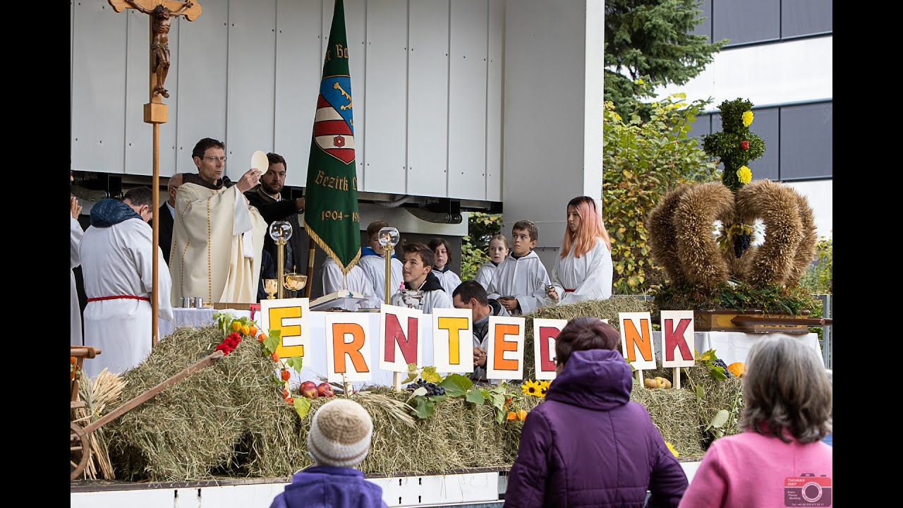 Erntedankfest mit Tiersegnung