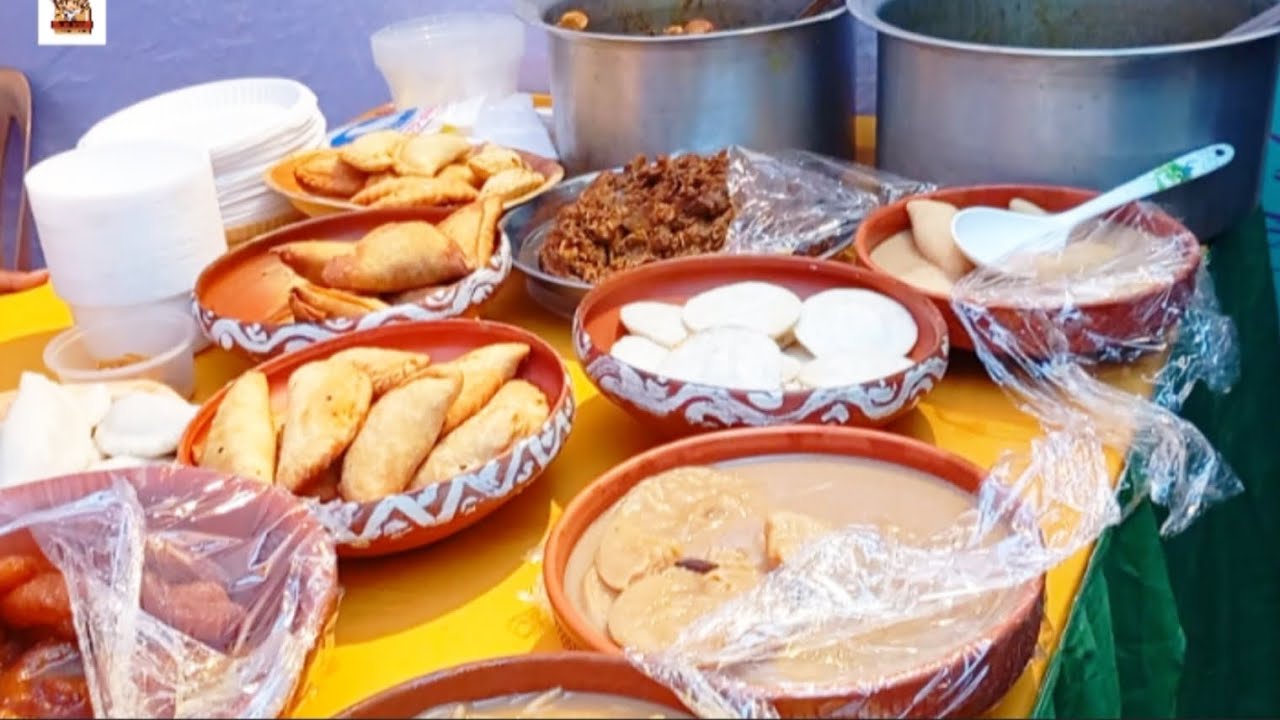 ভেজানো পিঠা বানাইছিলাম  আবার বাইরে ঘুরতে নিয়েও পিঠা কিনা খাওয়াইলাম বাচ্চাদের 