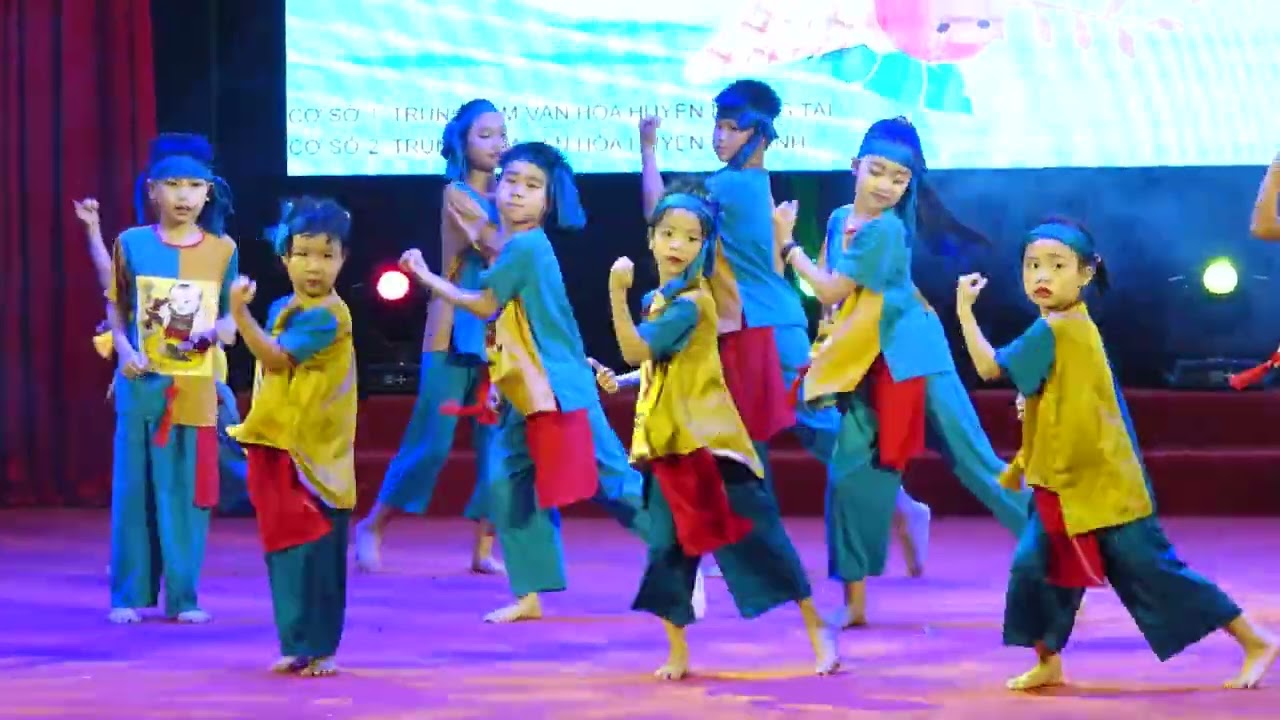 Nhảy Zumba Trạng Tý|Trung tâm Năng khiếu Sen Việt|