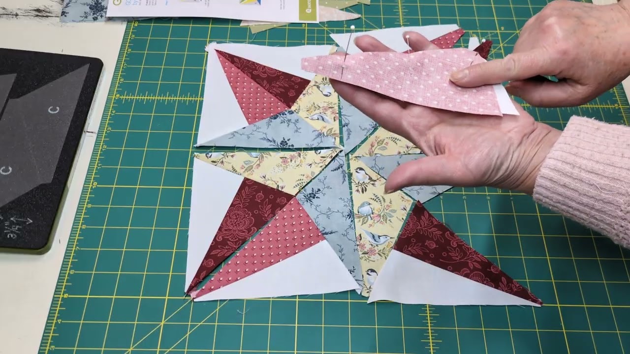 tutorial for the Blazing Star die by Accuquilt