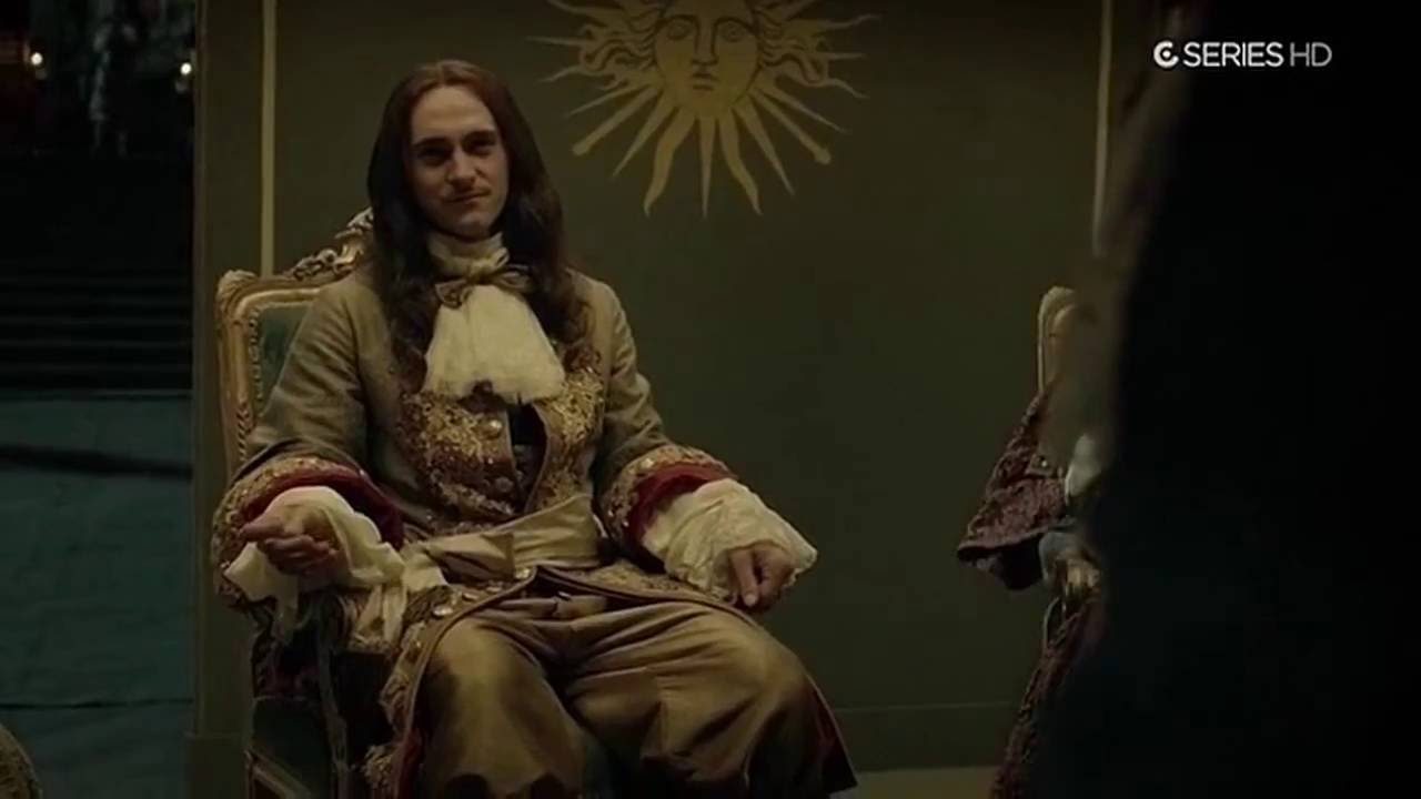 Versailles Crack #2